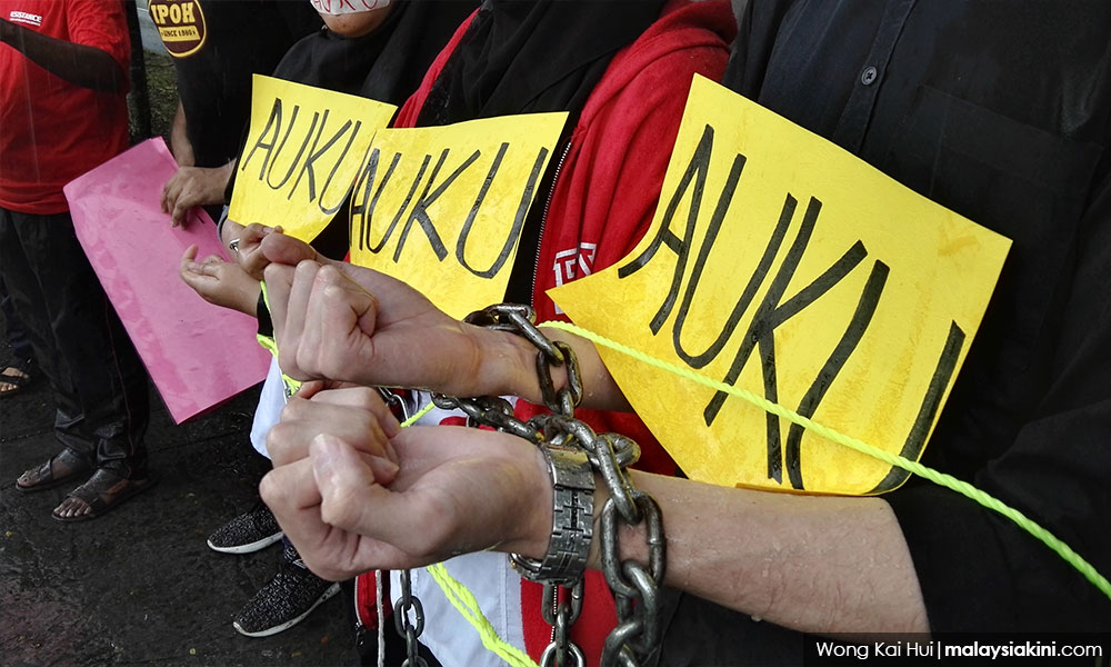 Ke arah Pemansuhan AUKU oleh Qistina Qaisara